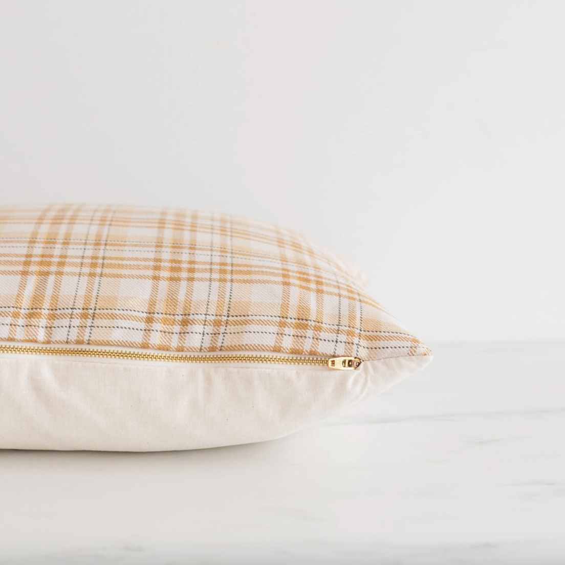 Billie Cushion